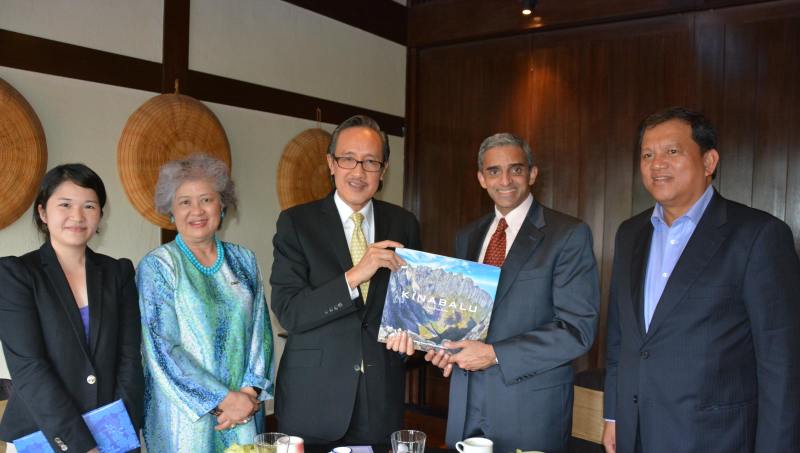 Courtesy visit from Singapore's High Commissioner to Malaysia